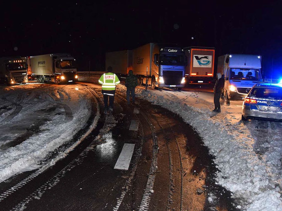 Winter Sorgt Für Pistenspaß, Glatte Straßen – Und Unfälle - Südwest ...