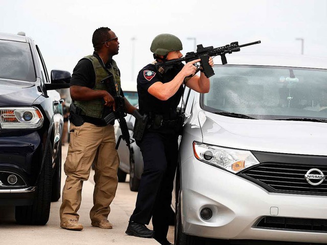 Sicherheitskrfte konnten den Mann be... Florida fnf Menschen erschossen hat.  | Foto: AFP