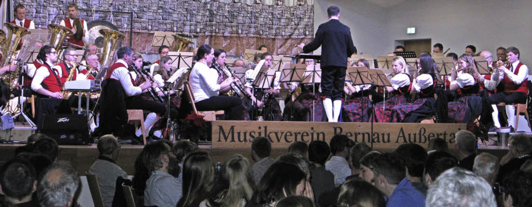 Die Trachtenkapelle hatte bei ihrem Jahreskonzert ein großes Publikum.  | Foto: Ulrike Spiegelhalter