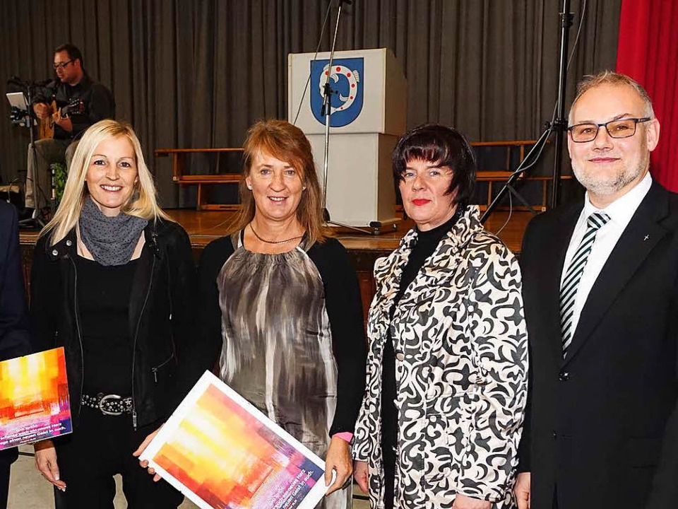 Andrea Volk, Elke Würger, Eva Brutschi...eujahrsempfang in Langenau (von links)  | Foto: Hans-Jürgen Hege