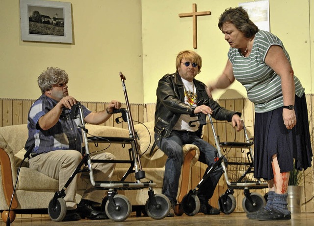 Eduard (Michael Kraus) und Erwin (Joac...lerdings hier noch nicht milde stimmen  | Foto: Ralph Fautz