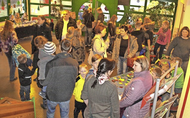 Einen Weihnachtsbasar samt Beiprogramm...Hotzenwald ihren zahlreichen Besuchern  | Foto: Karin Stckl-Steinebrunner