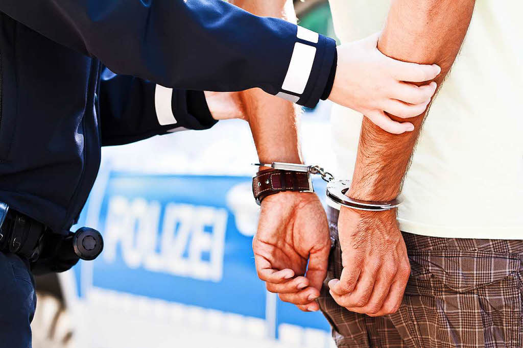 Obduktion Mutter in FreiburgHochdorf starb an stumpfer