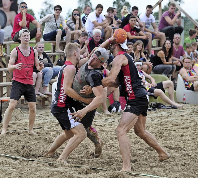 Beachhandball in Altenheim: Das Turnier erfhrt eine Aufwertung.   | Foto:  Bettina Schaller