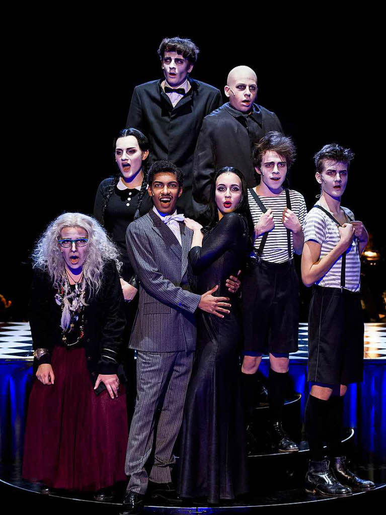 The Addams Family am Theater Freiburg.
