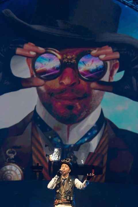 Premiere von „Mystorial“, der Jubil�umsshow von DJ Bobo.  | Foto: dpa