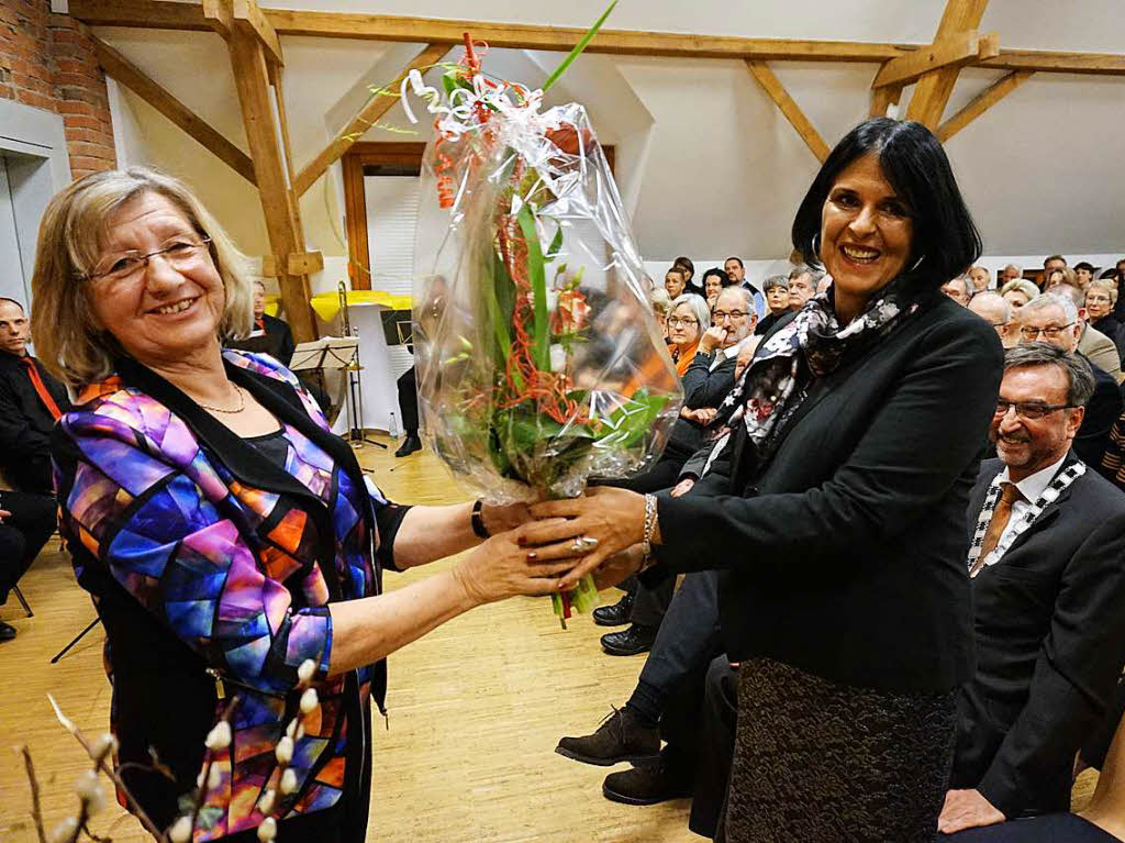 Umkirch zwei First Ladies: BM Stellvertreterin Roswitha Heitzler und Brgermeistergattin Yasmin Laub