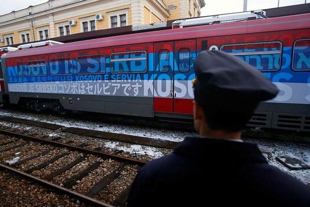 Zug nach Kosovo: Belgrad droht mit der Armee