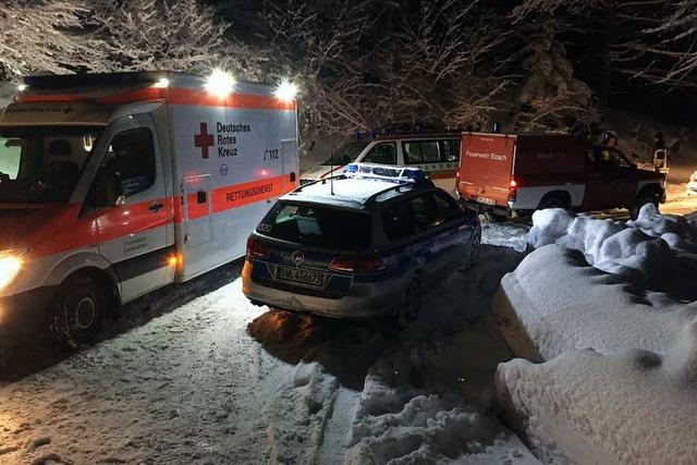 Mann in Notlage am Siebenfelsen: Feuerwehr, Arzt und Bergwacht arbeiten sich durch den Schnee