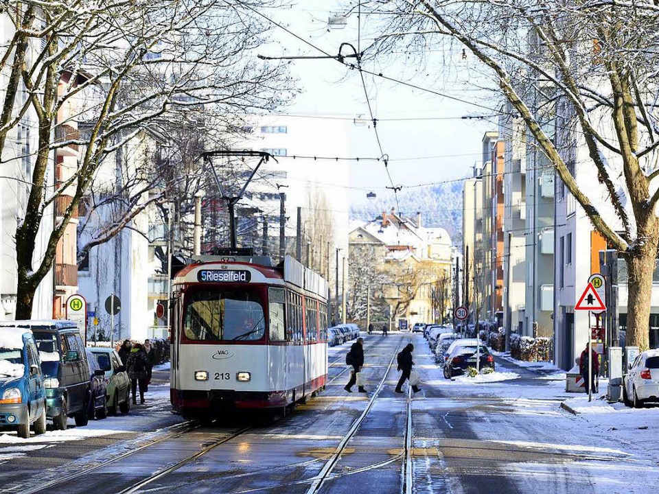 Die Gleise in der Komturstrae sind alt.   | Foto: Ingo Schneider