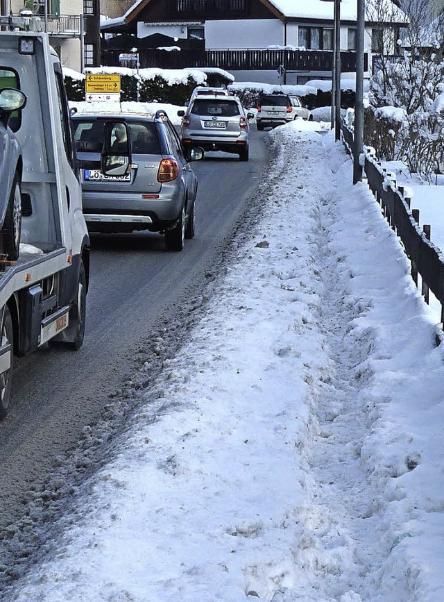 Kein echter &#8222;Geh-Weg&#8220; an der B317 in Schnau am Dienstag  | Foto: dsa