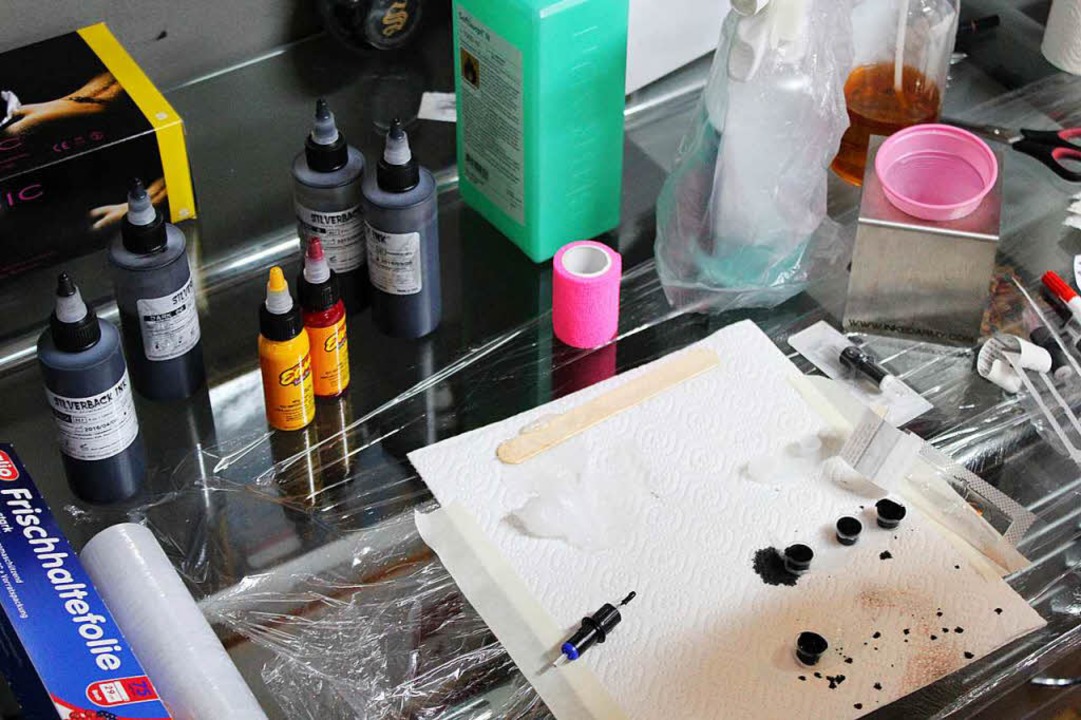 Alinas Arbeitsplatz &#8211; hier sind Ordnung und Hygiene wichtig.  | Foto: Joshua Kocher