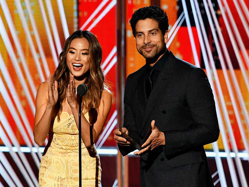 Die Schauspieler Jamie Chung und Adam Rodriguez.