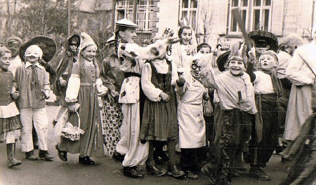 Kinderfasnacht in den 50er Jahren   | Foto: Privat