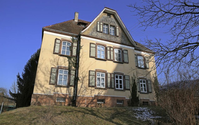 Das alte Pfarrhaus in Heiligenzell ist...n als Teil der Wohnraumlsung im Ort.   | Foto: Christoph Breithaupt