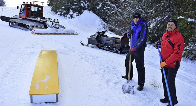 Das Skiliftteam Herrischried hat  den ...r (rot) und Armin  Hierholzer (blau).   | Foto: Sandhya Hasswani