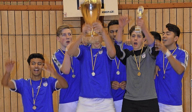 Das Team des &#8222;Deutsches Fuballi...rnationalen Hallencup in St. Blasien.   | Foto: Kolleg St. Blasien