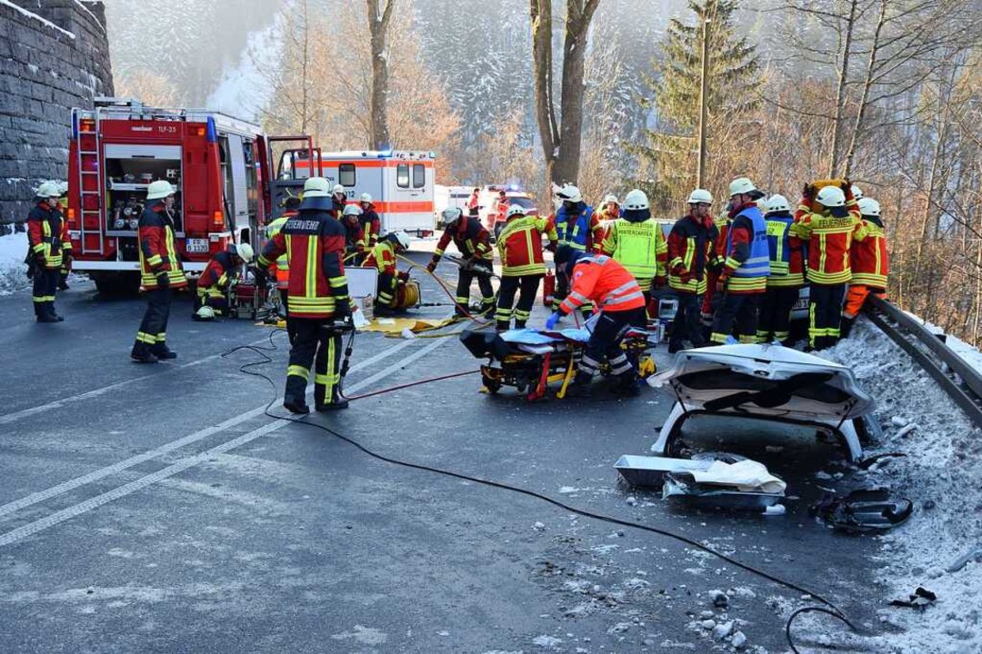 Sperrung Der B 31 Nach Unfall Im Höllental Aufgehoben - Hinterzarten ...