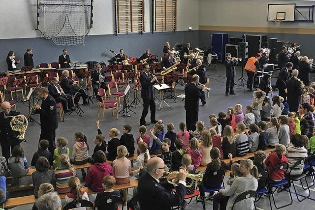 Lehrreiches Konzert mit dem Landespolizeiorchester Brandenburg