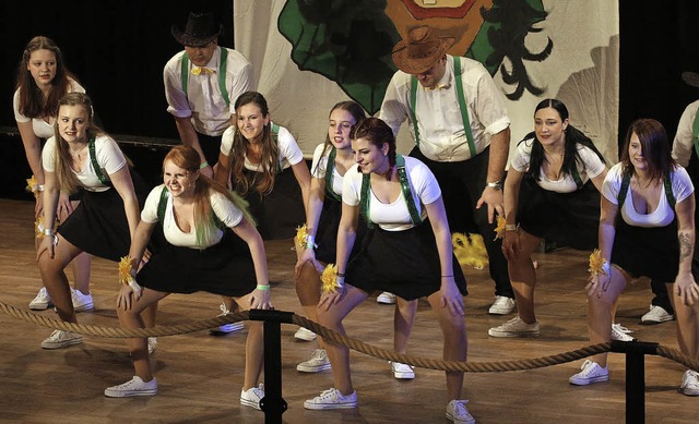 Die Geisenmeckerer aus Schweighausen legen einen tollen Tanz hin.   | Foto: Heidi Fssel