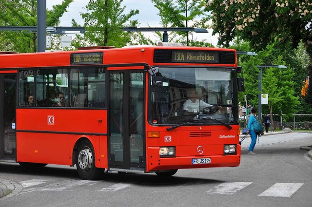 Einer der roten Sdbadenbusse war in Riehen auf Abwegen unterwegs (Symbolbild).  | Foto: Daniel Gramespacher