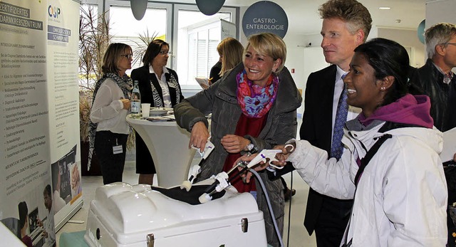 Besucher erhalten vielfltige Einblicke in die Welt des Krankenhauses.   | Foto: ZVG