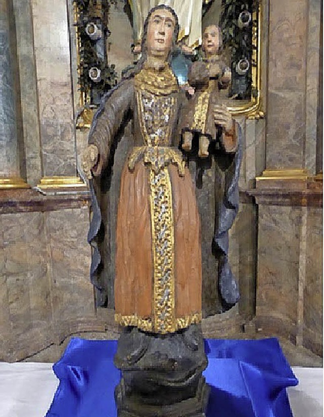 Die Statue auf dem linken Seitenaltar ...heren Tresortren in Stegen verwahrt.   | Foto: Privat