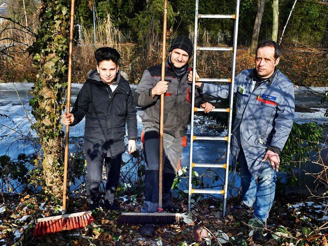 Sie haben am Mittwoch zwei Mdchen aus...ck Suckert und Harald Mark (von links)  | Foto: Wolfgang KNSTLE