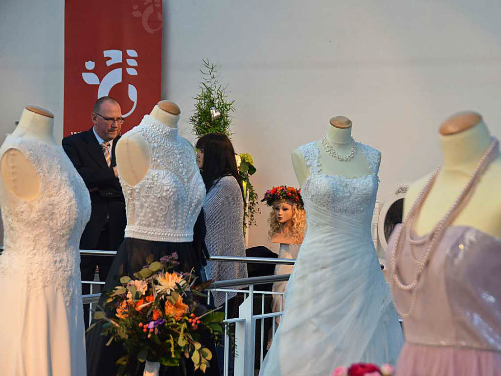 Impressionen von der fnften Hochzeitsmesse im Gartencenter Steul