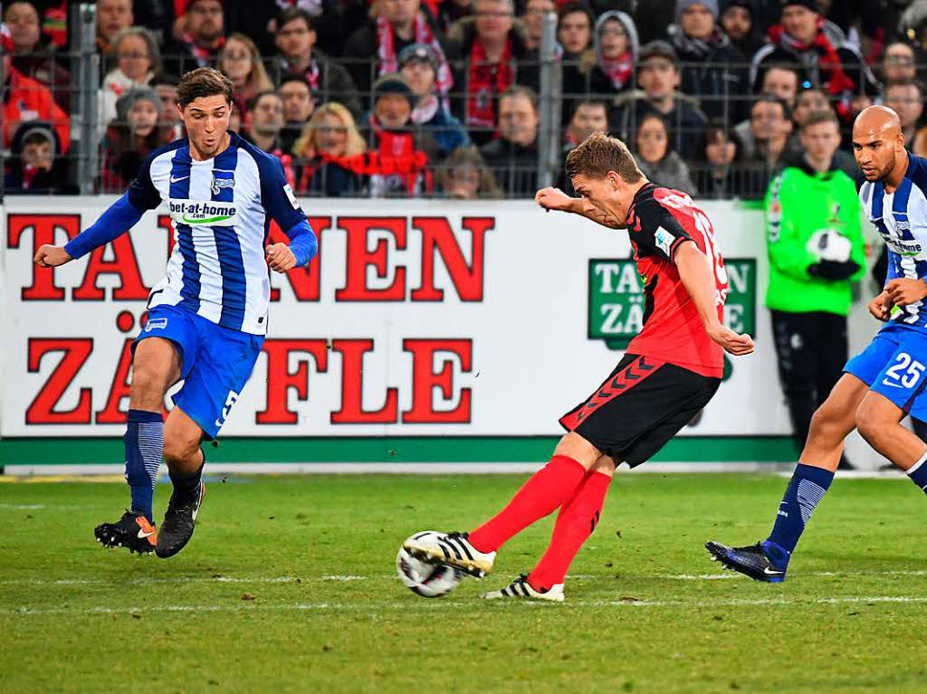 Er kam, sah und siegte: Nils Petersen erzielt den Treffer zum zwischenzeitlichen 2:0.