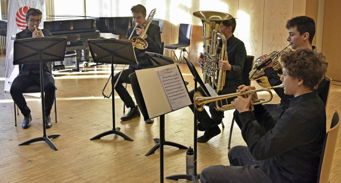 Das Blechbläserquintett mit Quintett m...b von &#8222;Jugend musiziert&#8220;.   | Foto: Michael Bamberger