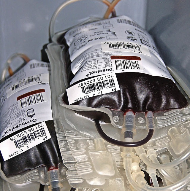 Das Blut der Spender wird in solchen Beuteln gesammelt.   | Foto: Sre