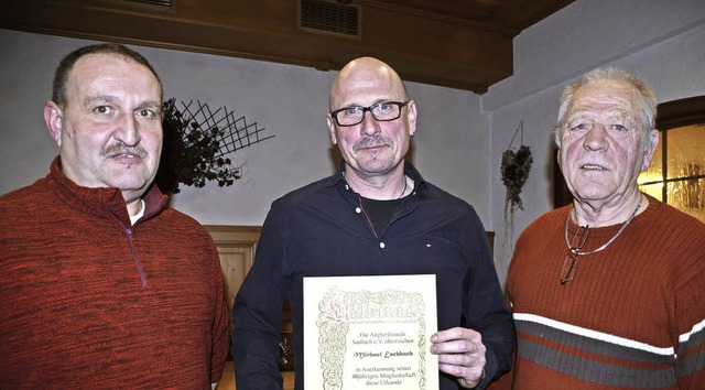 Sasbach. Die bei der Jahreshauptversam...h (40 Jahre) daneben Gnter Holzwarth.  | Foto: Roland Vitt