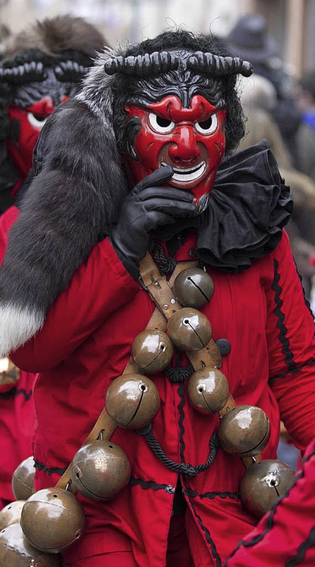 Feuerrot und schaurig: die Triberger Teufel   | Foto: Daniel Fleig