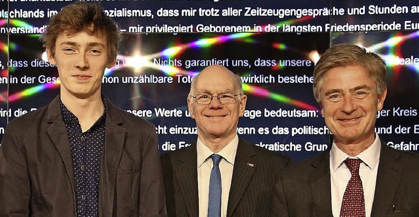 <BZ-FotoAnlauf>Preisverleihung:</BZ-Fo...eten Matern von Marschall (von links)   | Foto: bz