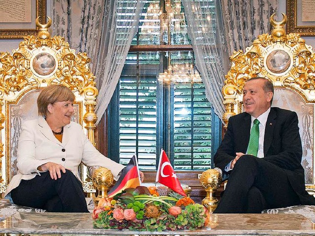 Da war vieles  anders: Angela Merkel im Oktober 2015 in Istanbul.   | Foto: Bundesregierung/Guido Bergmann/dpa
