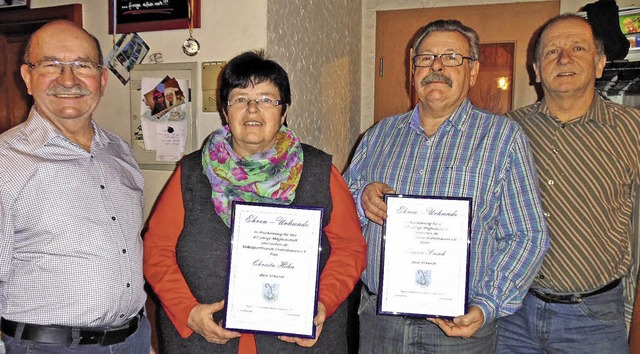 Fr 40 Jahre im Verein sind Christa H...n Sterzenbach (rechts) geehrt worden.   | Foto: Verein