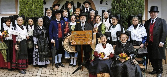 Markgrfler Trachtenverein Kandern aktuell bei einem Umzug   Archiv  Wehrle  | Foto: privat