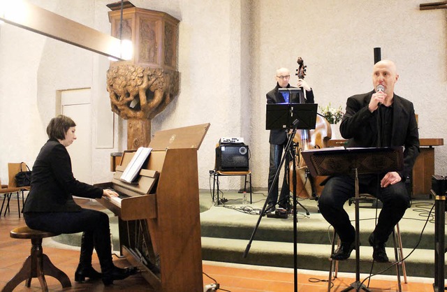 Gesang und Klavier in gefhlvoller Erg... Die Gareth Reaks Combo in Waldkirch.   | Foto: Regina Lorenz