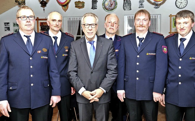 Kommandant Bernhard Burger (links) und...gen Burger, Harald Bilger (von links)   | Foto: Horst Dauenhauer