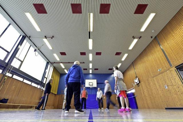 Stadtrte im Bauausschuss fordern rasche Sanierung von Freiburgs maroden Hallen