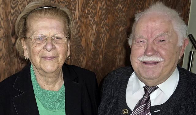 Erika und Willi Heitzmann feierten ihre Diamanthochzeit.  | Foto: Lauffer