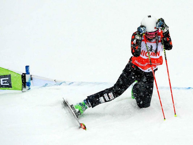 Die im Weltcup fhrende Marielle Thomp...rzte und musste verletzt ausscheiden.  | Foto: dpa