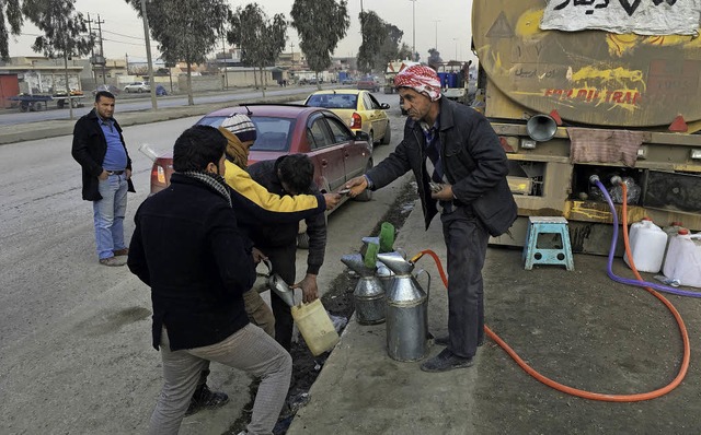 Die Treibstoffversorgung in Ost-Mossul verluft noch schleppend.  | Foto: Karim El-Gawhary