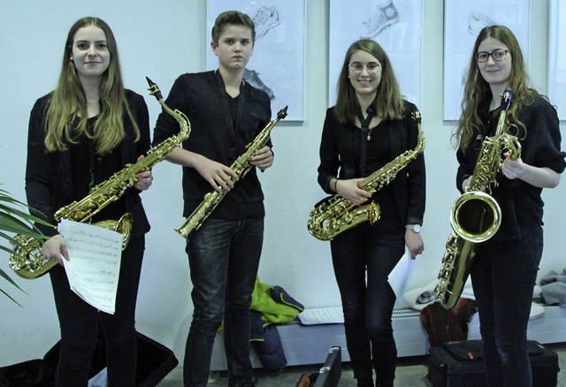Das Saxophonensemble mit Anna Zimmerma...gier (v.l.) erlangt den ersten Preis.   | Foto: Yvonne Wrth