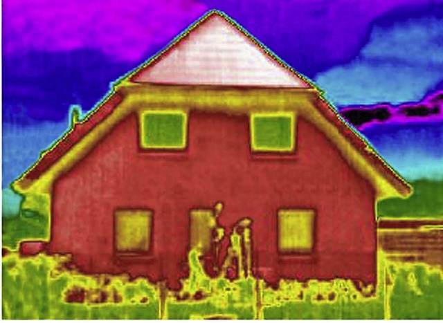 So sieht das Thermogramm eines Wohnhauses aus.   | Foto: dpa