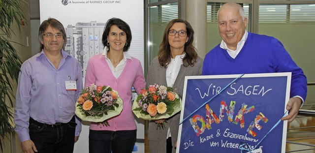 Groe Freude bei der Firma Mnner: Ges...ert, Heidi Weber und Franzisca Burger.  | Foto: Christiane Franz