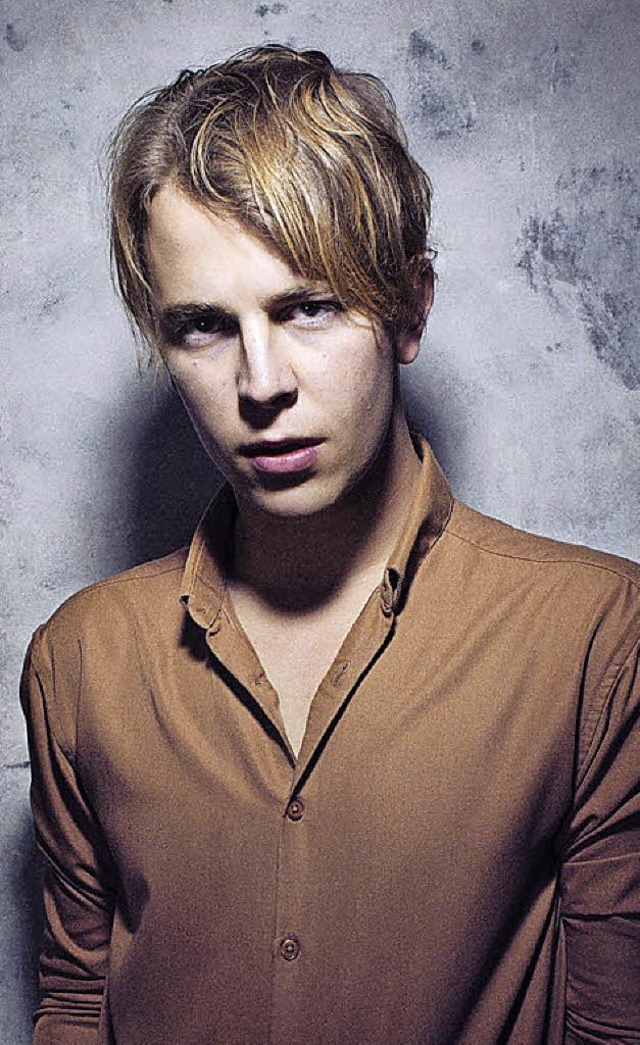 Songwriter Tom Odell (links) steht am ...d schon seit Jahrzehnten im Geschft.   | Foto: Stimmen-Festival/Ross Halfinn