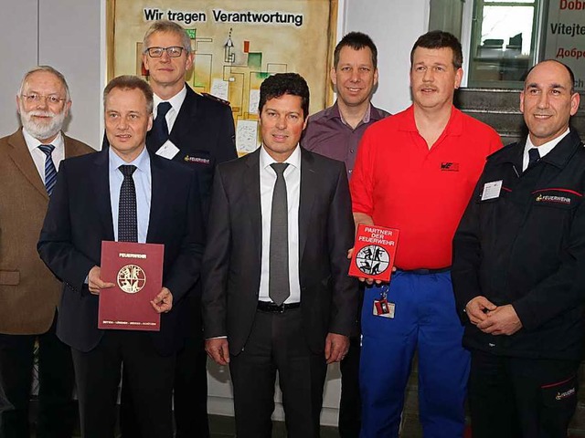 Die Auszeichnung  &#8222;Partner der F...0; erhielt  die Firma Wrth Elektronik  | Foto: Hans-Jrgen Hege