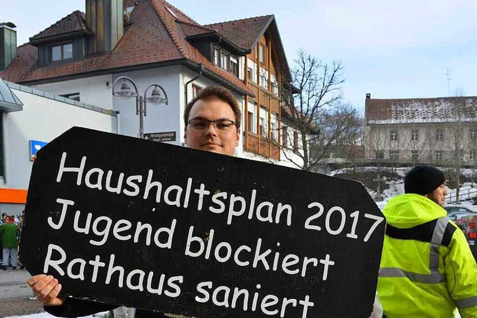 Beim Ställfäscht Oben Er war schwer was los. Sandhya Hasswani hat es fotografiert. Beim Ställfäscht Oben Er war schwer was los. Sandhya Hasswani hat es fotografiert.